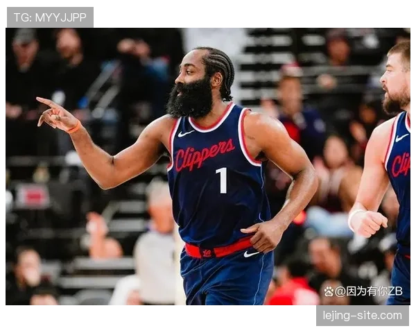 哈登挡拆制造机会显著提升球队关键时刻得分效率
