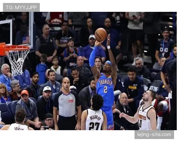 米切尔·罗宾逊挡拆封盖迫使约基奇外投